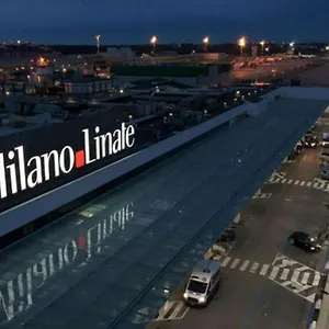  Appartamento Linate Airport Elegant Suite,tram 1 Minute Away
