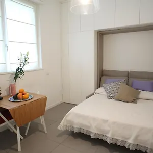  Appartamento Boutique Duomo E Universita Bocconi